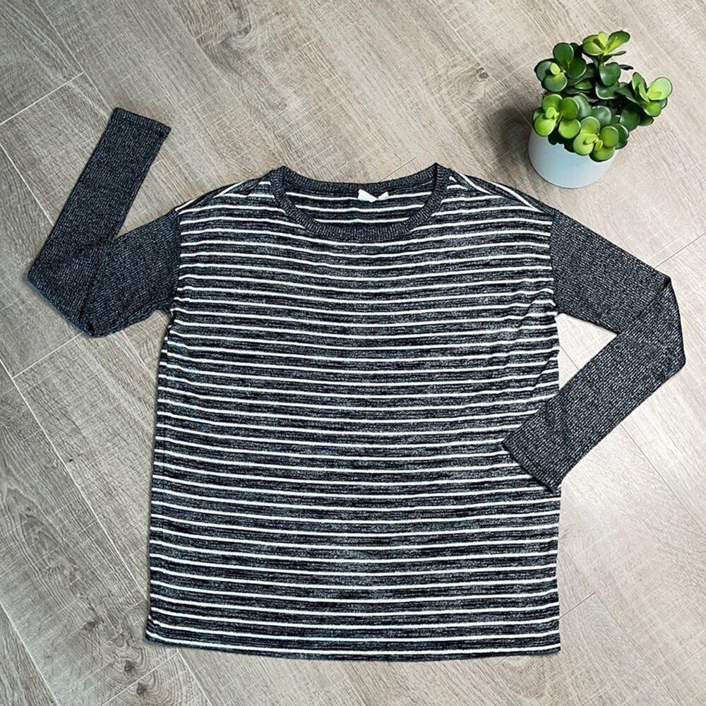 GAP Gray White Striped Colorblock Crew Neck Long Sleeve Shirt Blouse Size Small